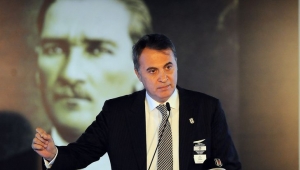 Fikret Orman soyunma odasına indi!