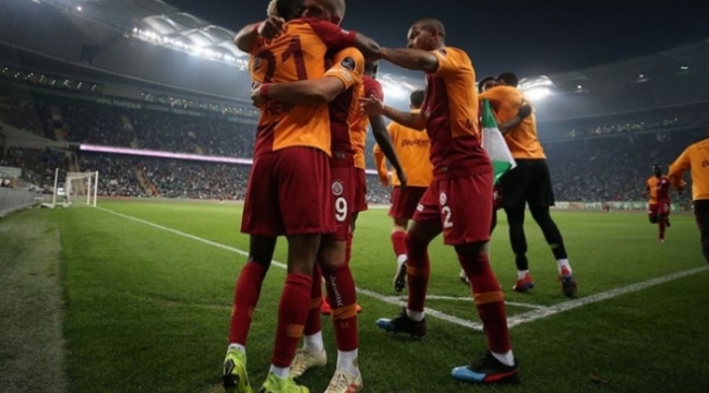Galatasaray Bursaspor'u deplasmanda 3-2 yendı
