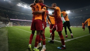 Galatasaray Bursaspor'u deplasmanda 3-2 yendı