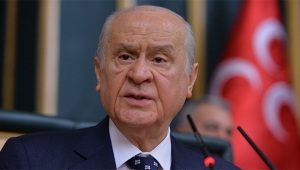 Bahçeli: Bir siyasi partinin lideri nereye, nasıl gideceğini  araştırmalı; o adama yumruk attıracak kadar ne yaptın sen Kemal Kılıçdaroğlu