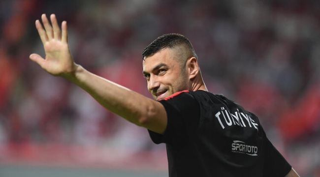 Beşiktaş'ta şok! Burak Yılmaz ile yollar ayrılıyor...