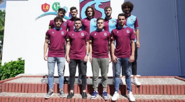 Trabzonspor'dan 9 futbolcuya imza