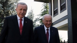 Erdoğan, Bahçeli'ye bir ev hediyesi götürmüş