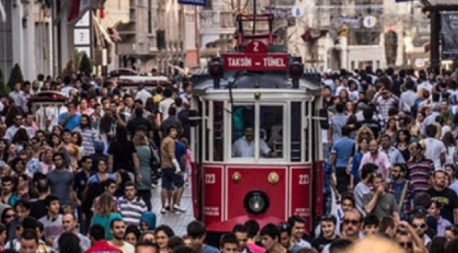 "Koca İstanbul'u yağmaladılar, yıktılar, çapulladılar"