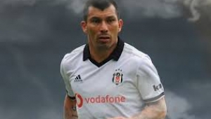 Medel'den Beşiktaş'a veda