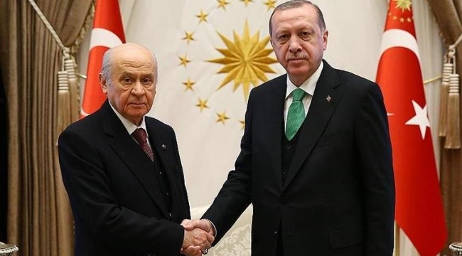 Türkiye'yi Erdoğan, Erdoğan'ı Bahçeli yönetiyor! Ya Bahçeli'yi?