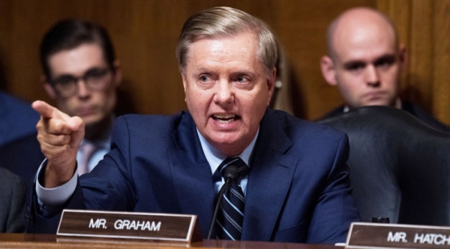 Cumhuriyetçi Senatör Graham: Türkiye Suriye'nin kuzeyine girerse, bu adımı Kongre'nin cehennemden gelme yaptırımları takip edecektir