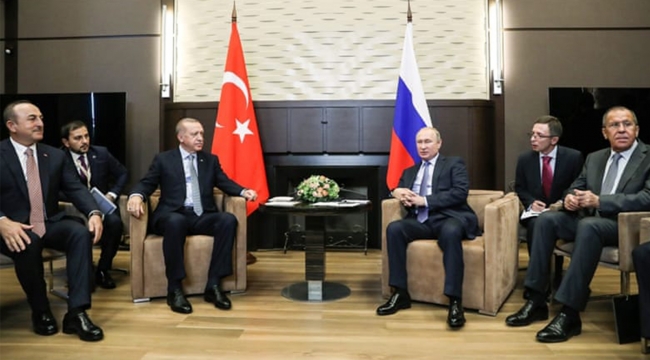 Erdoğan-Putin görüşmesinde mutabakat: 150 saat sonra Türk-Rus devriyesi başlayacak