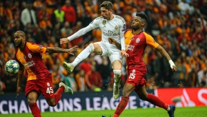 Galatasaray kendi sahasında Real Madrid'e 1-0 yenildiii