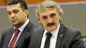 AKP'li Çamlı: İstanbul horolop şorolop bir zihniyete teslim edildi