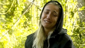 Açlığa dayanamayan Survivor yarışmacısı gözyaşlarına boğuldu