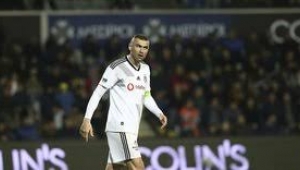 Beşiktaş'ta Burak Yılmaz'dan Sergen Yalçın'a tepki!