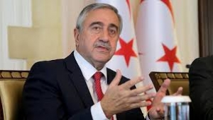 Mustafa Akıncı: Türkiye'ye bağlanma ihtimali korkunç