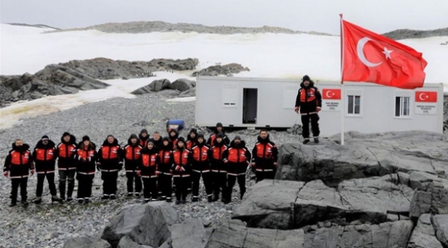 Türk bilim insanları Beyaz Kıta'daki üsse ulaştı