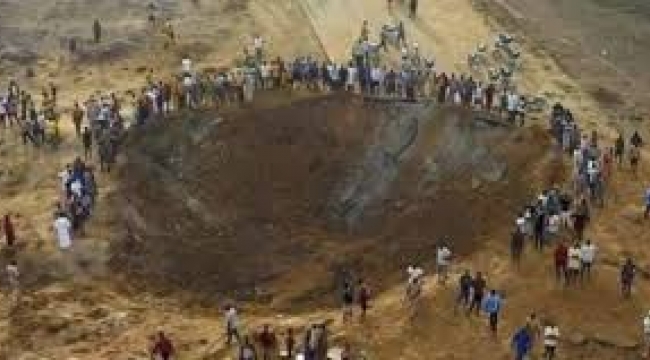 Başımıza gelmeyen bir uzaylı istilası kaldı: Şimdi de meteor düştü!