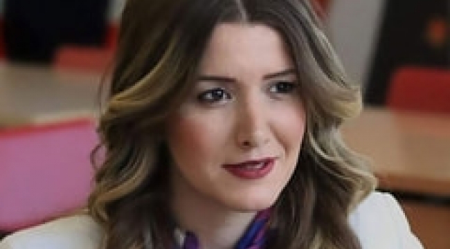 100 tl fotoğraf makinesi Çav Bella Nedir? Hikayesi Nedir? Çav Bella Hangi Ülkeye Ait?