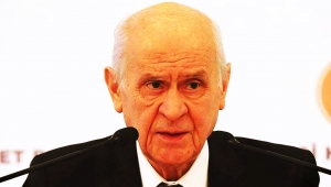 Bahçeli'ye hakaret davasında beraat veren 4 yargıca soruşturma