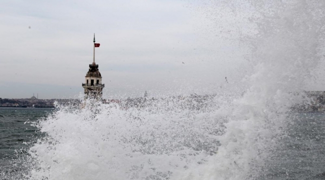 İstanbul dahil 4 şehre uyarı! Sağnak yağış ve fırtına geliyor  