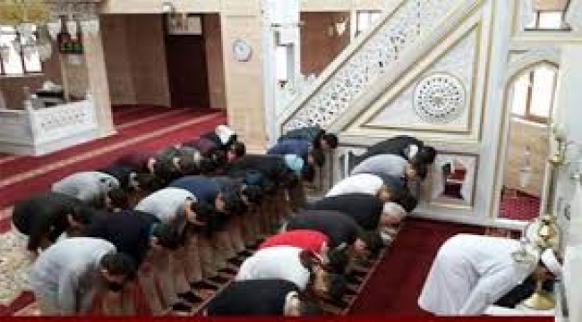 İmam korona virüse yakalandı! Cemaat karantinaya alındı