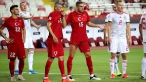 Türkiye ilk maçında Macaristan'a mağlup oldu  
