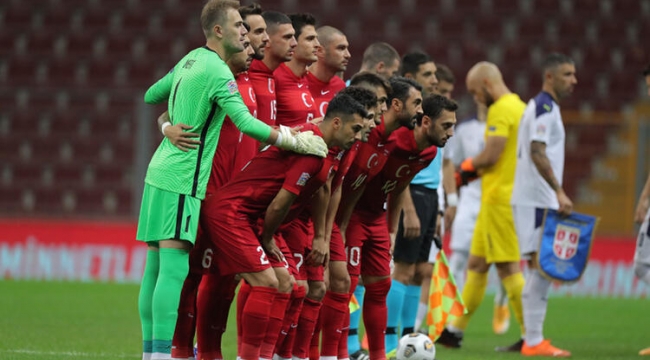 Türkiye - Sırbistan maçı konuşulurken gecenin olayı