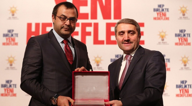 AKP'li delegeye 66 ihale; ihalelerin toplam bedeli 54 milyon lirayı aştı
