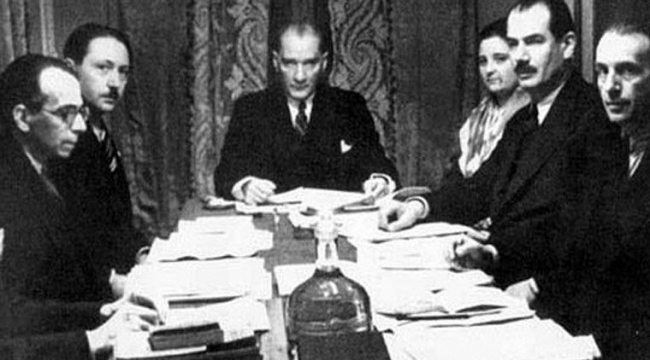 Türk Dil Kurumu ve Türk Tarih Kurumu'nun gelirleri Hazine hesabına geçirildi