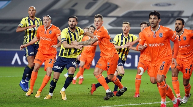Fenerbahçe Başakşehir'i 2. yarıda bulduğu gollerle farklı ...