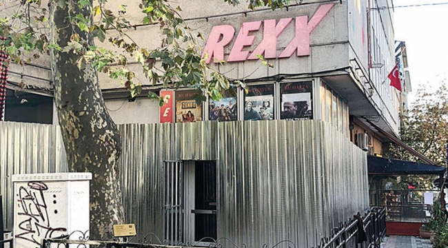 Rexx Sineması'nda yıkım başladı