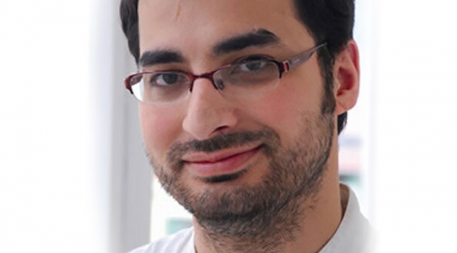 Ver 100 milyonu, Mustafa görsün işini