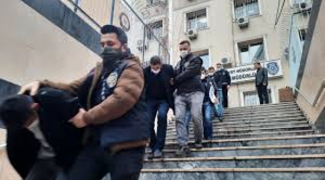 Yaşlılar üzerinden milyonluk vurgun