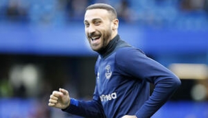 Cenk Tosun rekor ücrete gittiği, 4 aylığına bedava geldi