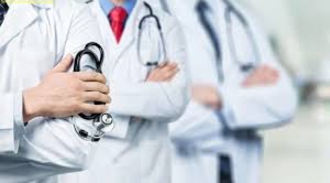 Televizyonlara uyarı... Para teklif eden doktorlara dikkat