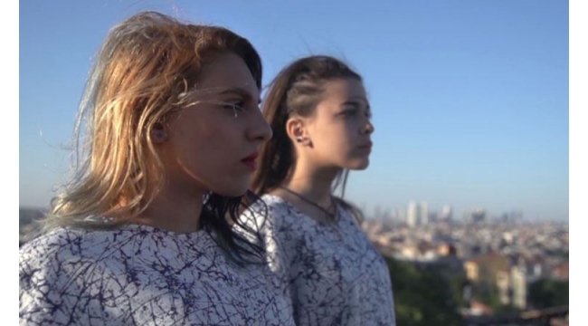 'Hayaletler' ve 'Suçlular'a iki ödül