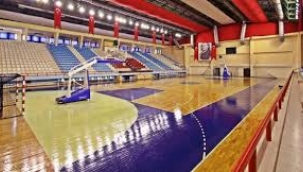 Kaymakamlık spor tesislerine el koydu
