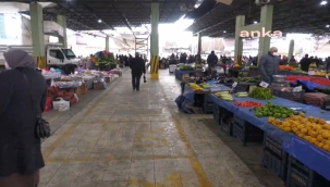 Pazar yeri bomboş: Bir salatalığa, domatese hasret giden çok!