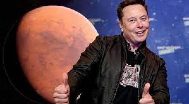 Elon Musk kendini Mars'ın imparatoru ilan etti