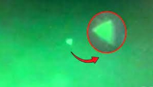 Piramit Şeklinde Ufo Görüntüsü İnsanlığı İkiye Böldü