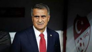 Fenerbahçe'den sonra Şenol Güneş: Zora düşen Emre'ye sarılıyor