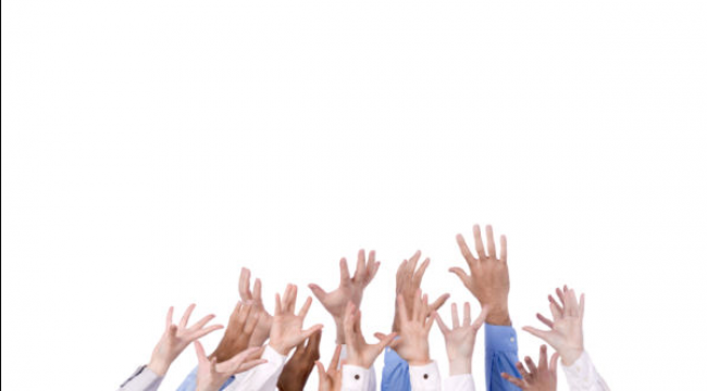 Haydi şimdi bütün eller havaya