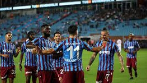 Trabzonspor, Sivasspor'u 2-1 yendi; ligde 2'de 2 yaptı