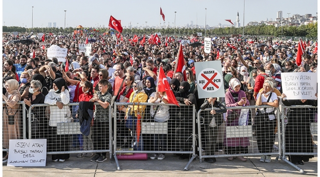 Aşı karşıtları İstanbul'da toplandı: Dilipak konuşma yaptı