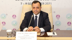 AYM Başkanı Zühtü Arslan'dan yerel mahkemelerin direnme kararına tepki