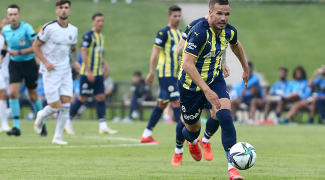 Fenerbahçe'de Filip Novak takımla çalıştı