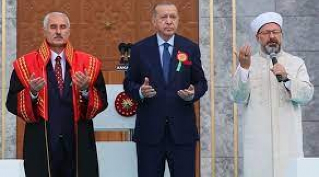  Sabih Kanadoğlu, dualı açılışa tepki gösterdi