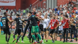 Siyah-beyazlılar 2-0 geriye düştükleri maçı 3-2 galip tamamladılar