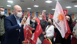 Bakan Soylu AK Parti'nin bu ülkede ne yaptığını gördü