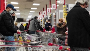 Ürünleri bekletiyoruz: 'Yağ, süt, un, şeker ve sigarada satışları sınırlandırdı'