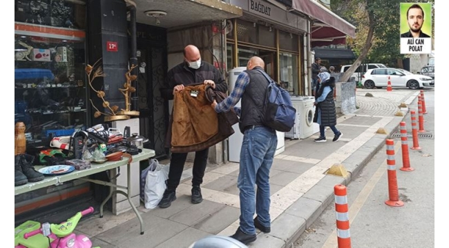 Zamlar ve kur yurttaşın belini büktü: Ekmek için ceketini satıyor