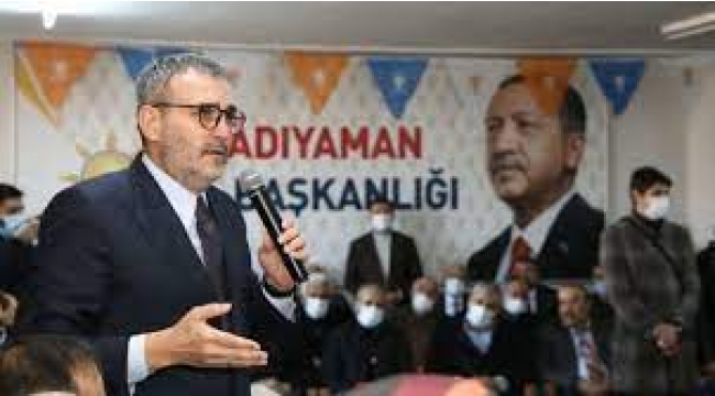 'AKP'liyim, açım' dedi; salondan atıldı